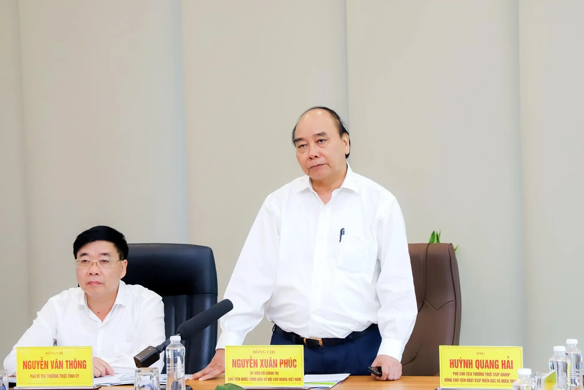 chu-tich-nuoc Chủ tịch nước Nguyễn Xuân Phúc thăm Khu công nghiệp VSIP Nghệ An