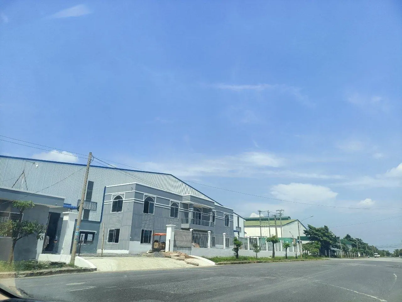 Trung Tâm Kết Nối Vùng Kinh Tế Trọng Điểm Phía Nam.